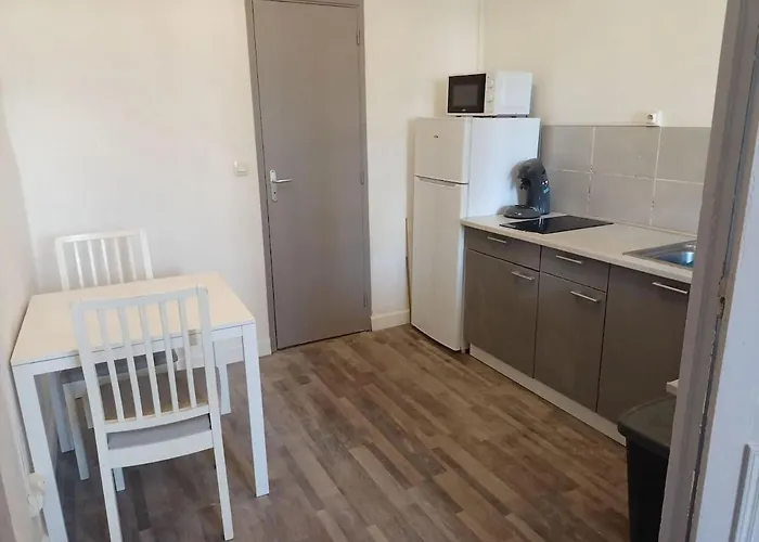 Budgetbnb 280, Rdc * La Seyne-sur-Mer